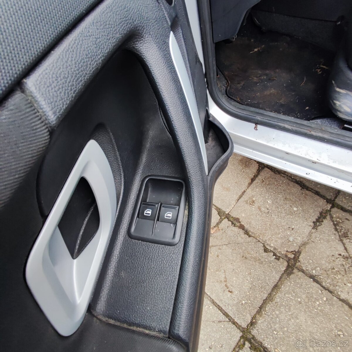 Škoda Fabia combi benzín - 10