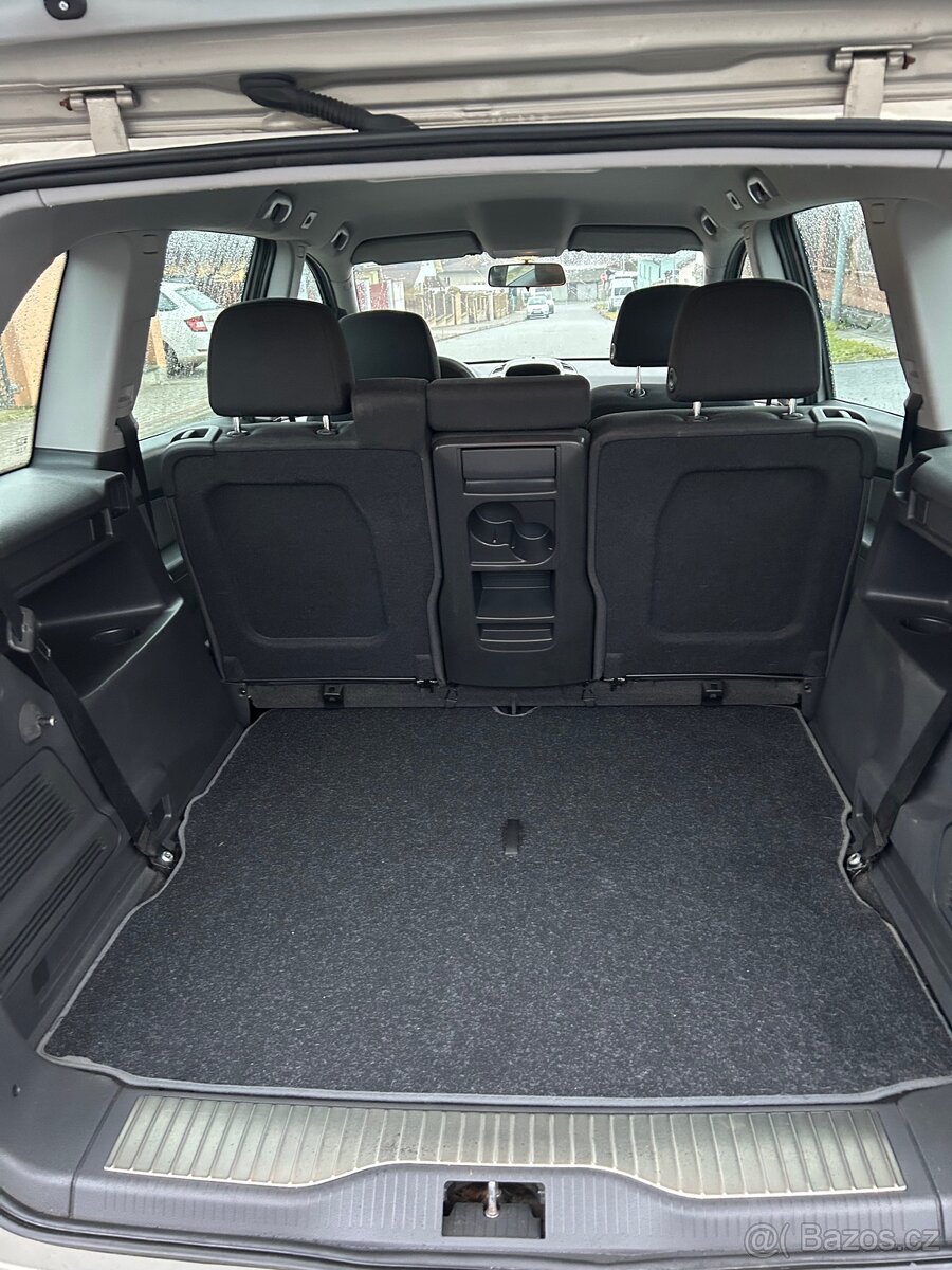 Opel Zafira 2.2 Direct, 7 míst R.V 2007 - 10