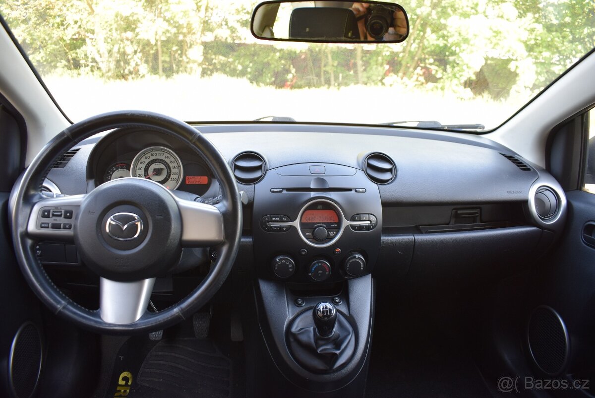 Mazda 2 1,4D PO SERVISU,BEZ KOROZE - 10