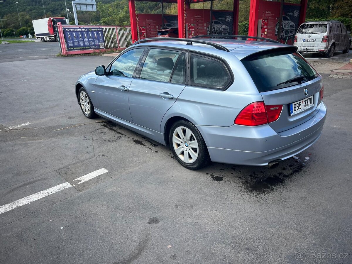 BMW 316i 1.6i 90kw, r.2009, serviska, klima, stk - 10