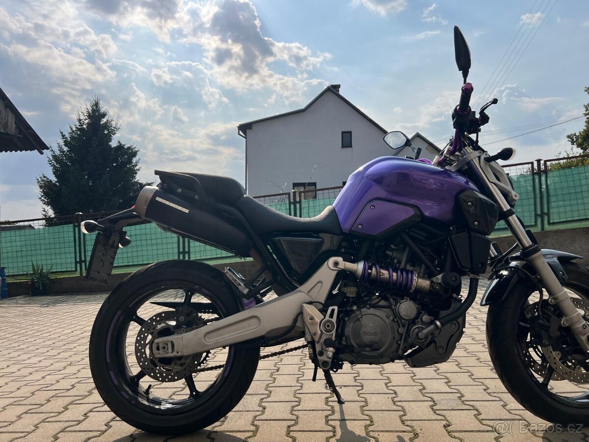 Yamaha MT03 - 10