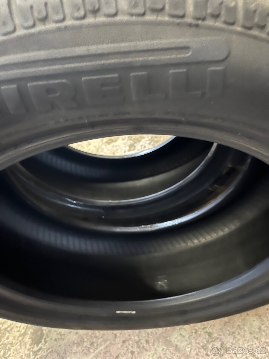 245/50/18” Pirelli Runflat,BMW - 10
