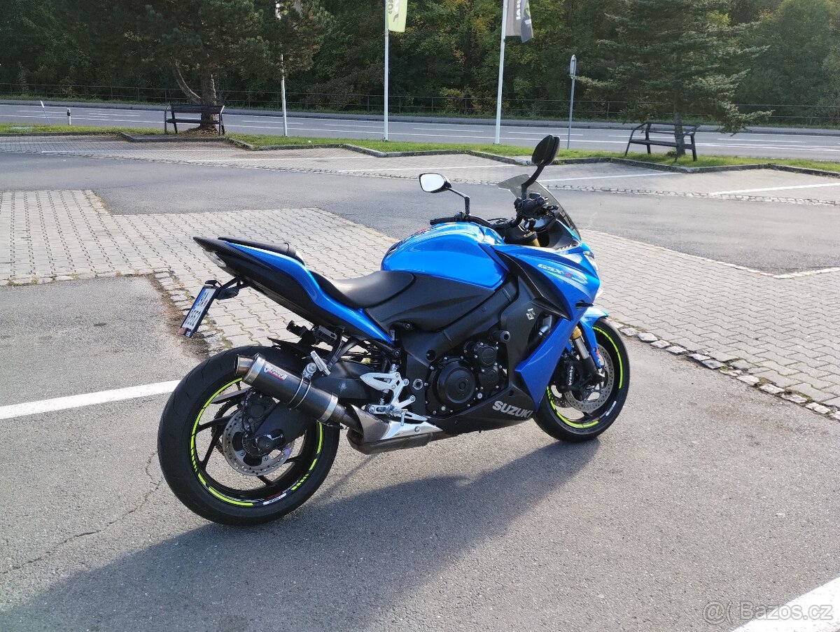 Suzuki - 10