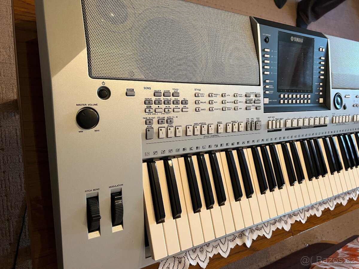 Klávesy PSR-S710 - 10