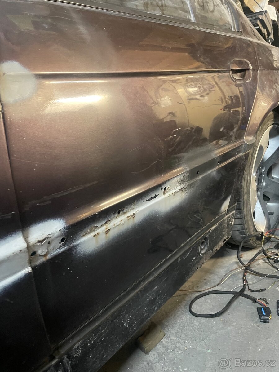 Prodám bmw e38 na díly nebo jako celek - 10