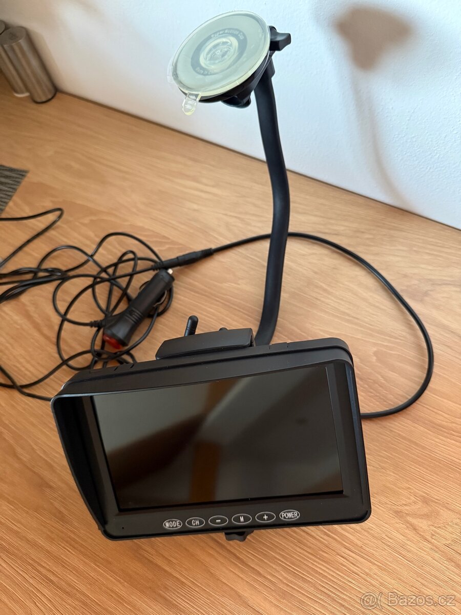 Přívěs pro dva koně - 10