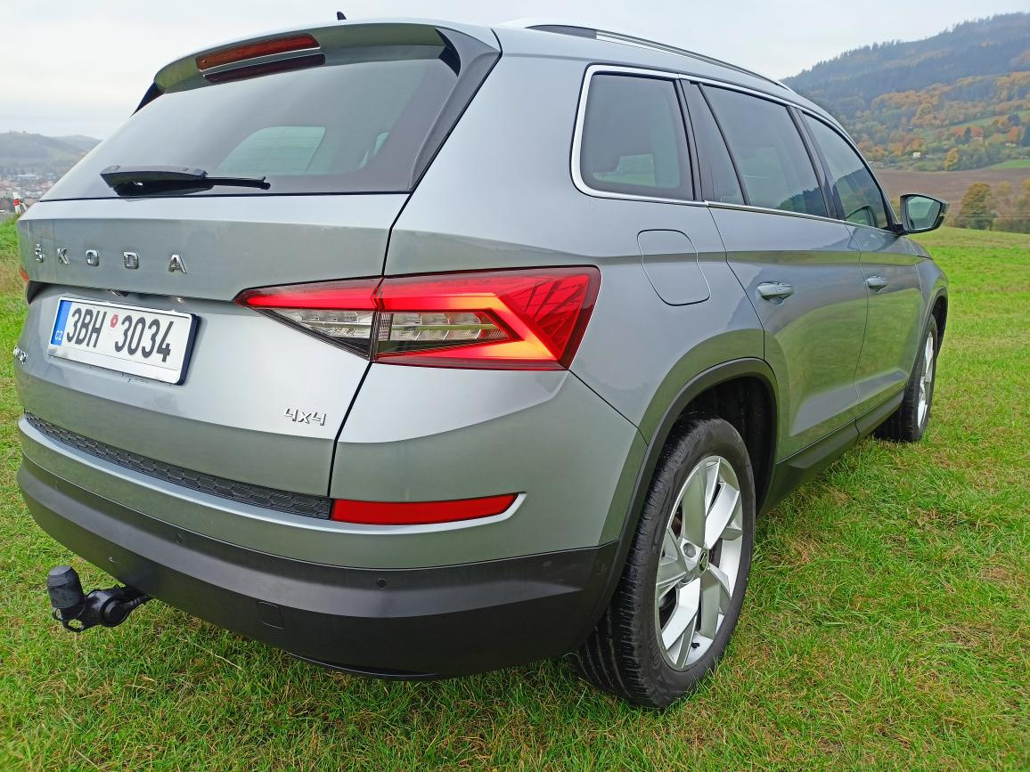 Škoda Kodiaq 2021 STYLE,2,0 TDi,DSG,Virtual,LED,závěs,Navi.. - 10