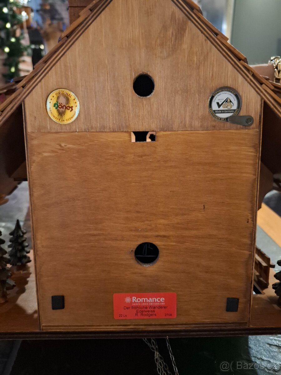 Třizávažove kukačkové hodiny HONES - 10