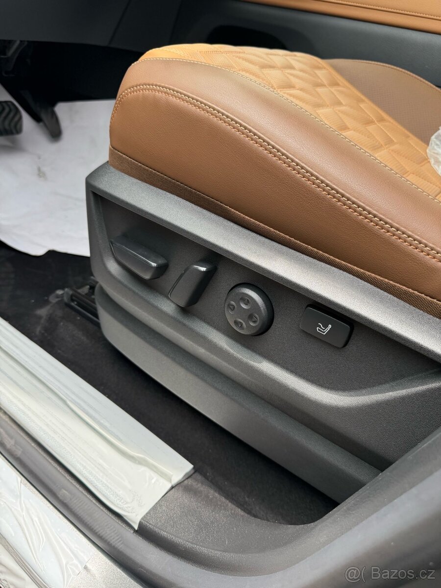 Nissan Patrol Platinum, 3,5l V6, US specifikace - 10