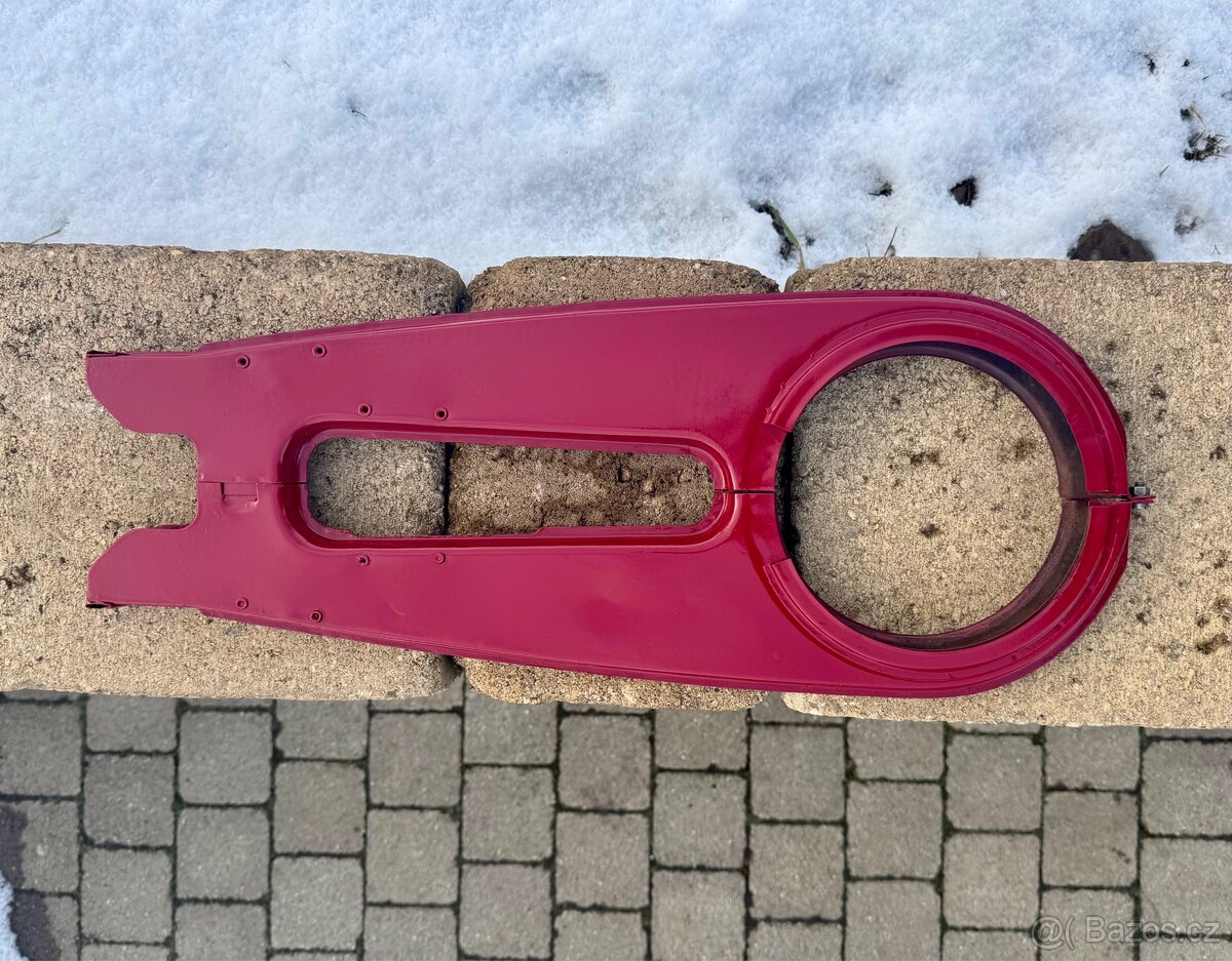 Jawa 250 350 panelka - kryt řetězu - 10