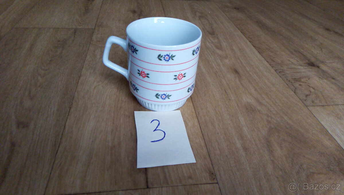 Retro hrnek, Czechoslovakia, Royal Dux Dubí - 10