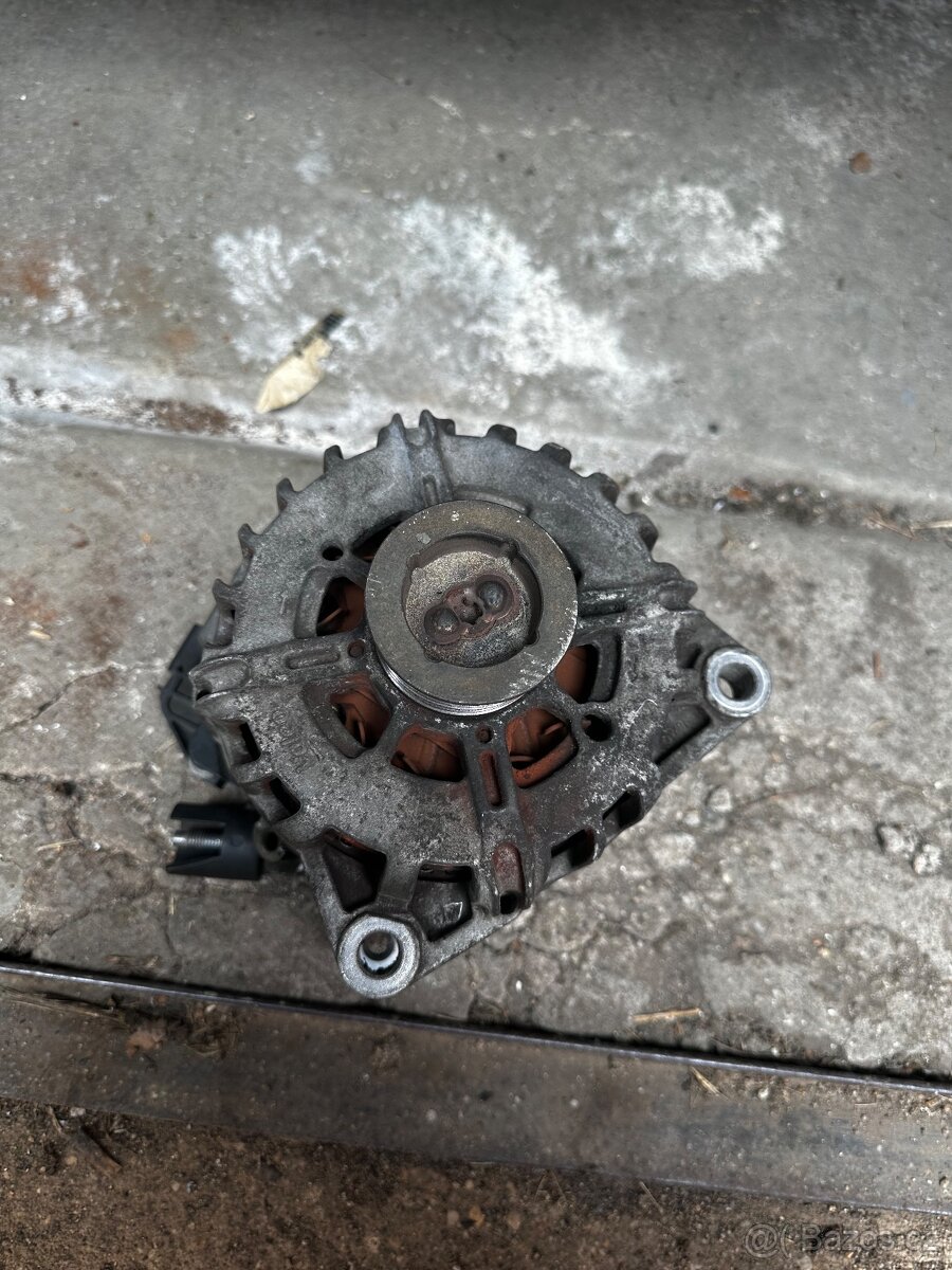 Alternator BOSCH PEUGEOT 308 - 10