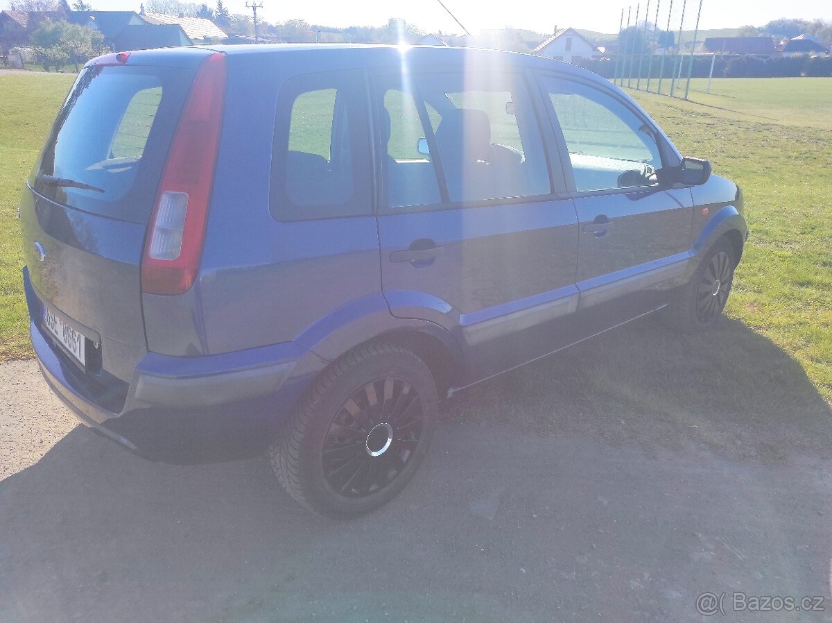 Ford Fusion 1.6 Tdci - 10