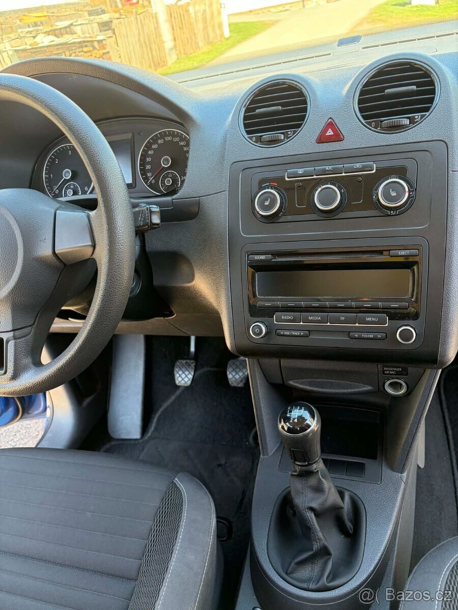 VW Caddy 1.6 TDI 75 KW - 10