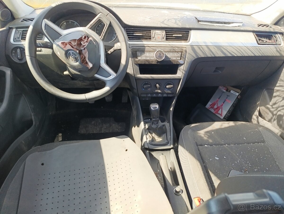 Škoda Rapid náhradní díly - 10