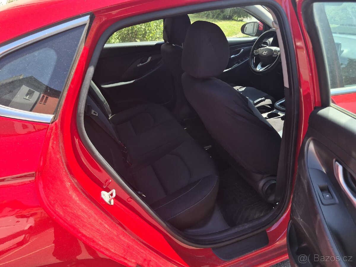 Hyundai i30 Fastback (2018) – Nová STK, po rozvodech - 10