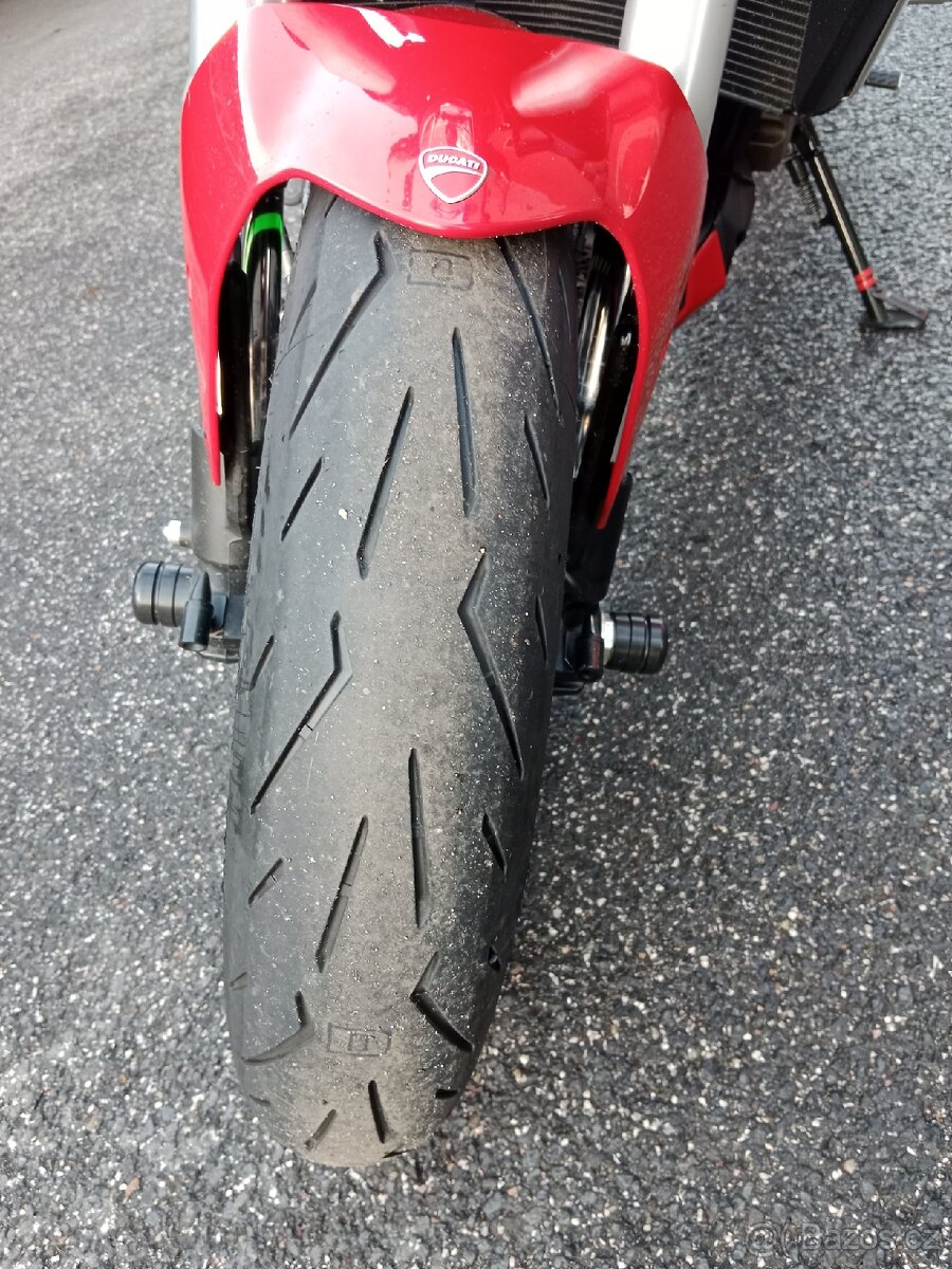 Ducati Monster 1200 - 10