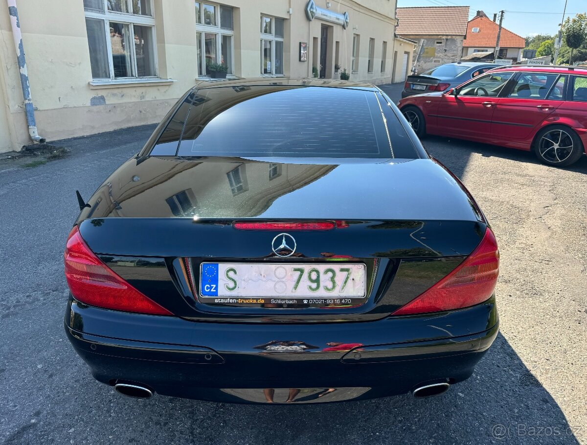 Mercedes-benz Sl 500 225kW. Black.Top - 10