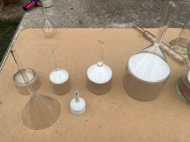 Laboratorní sklo - 10