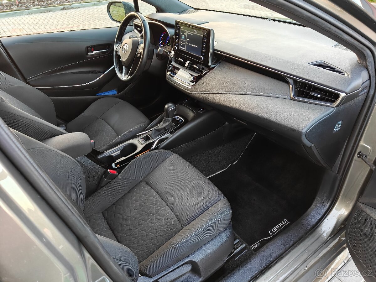 Toyota Corolla 1.8 hybrid TS - 10