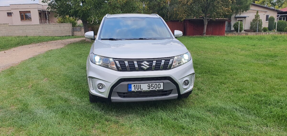 Suzuki Vitara 1,6 DDis 88kW, Premium - 10