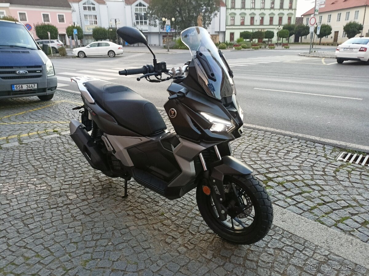 Voge SR1 125 ADV, DPH, ČR - 10
