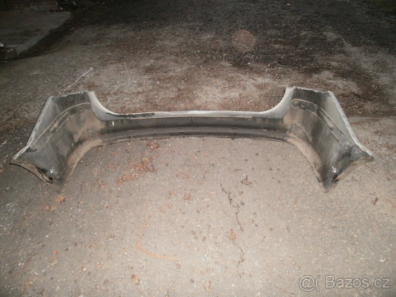 Zadní nárazník na Opel Astra H combi. - 10