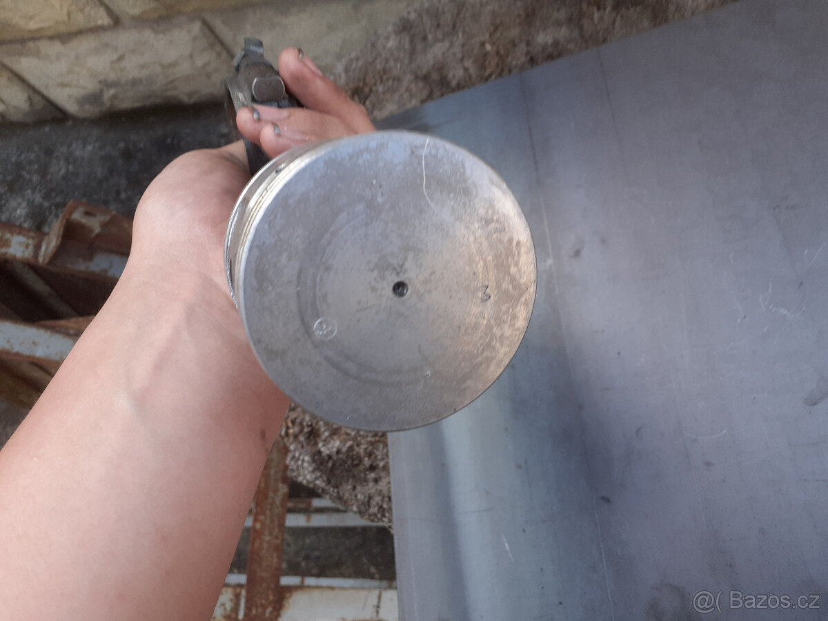 Kliková skříň, Ojnice a píst orlík 1JSK 75 jednoválec - 10