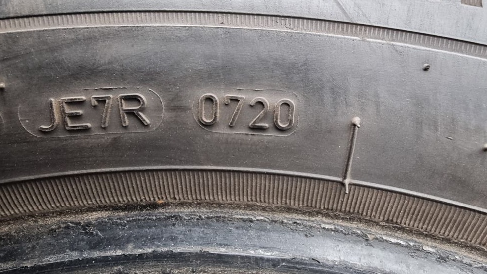 Zimní pneu 205/60/16 Dunlop - 10