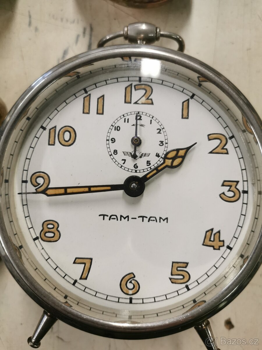 Rezro budíky Prim. - 10