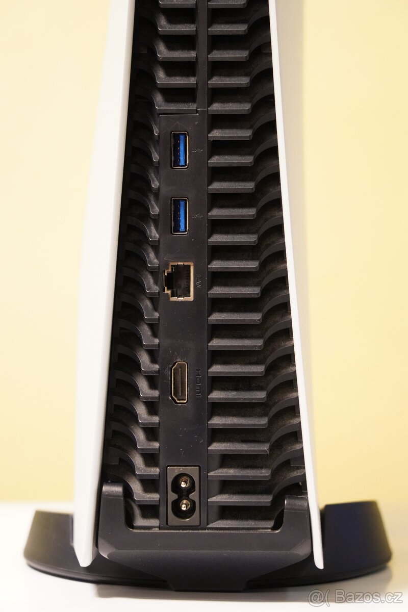 PlayStation 5 s mechanikou - 10