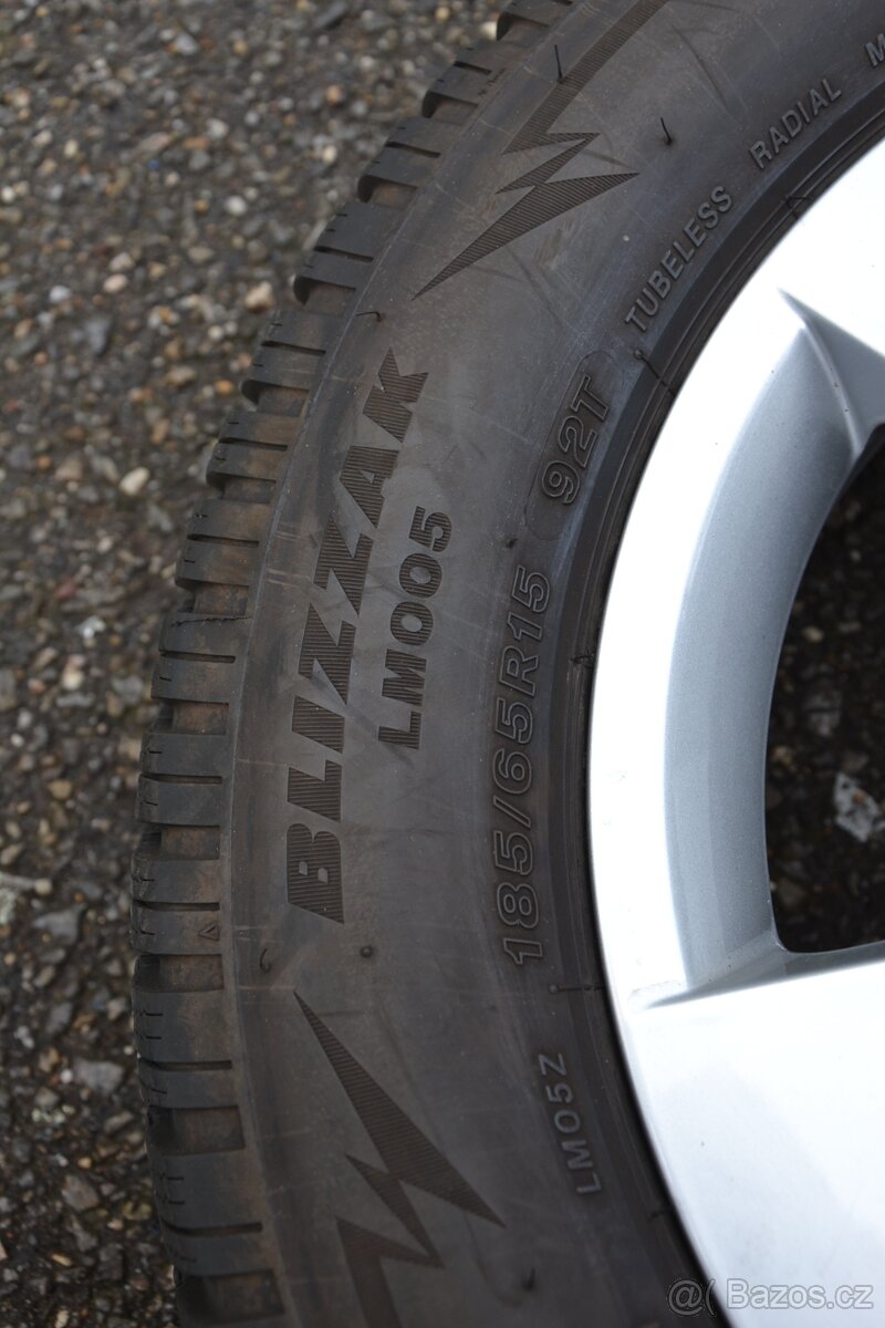 Š.Fabia IV/VW Polo.S.Ibiza -NOVÁ zimní ALU sada 185/65R15. - 10