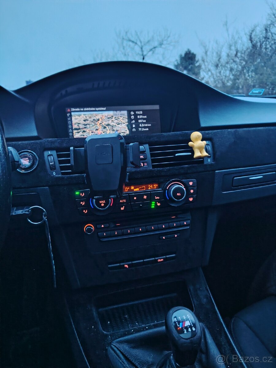 Bmw e91 lci 318d - 10