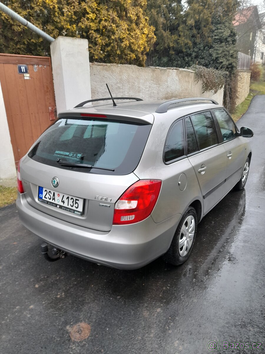 Škoda Fabia II. Combi 1.4 benzín 16v 2012 - 10