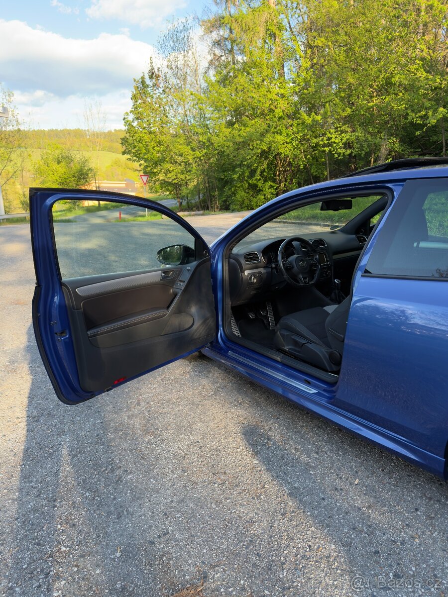 Volkswagen Golf 6 R / 2012 - 10