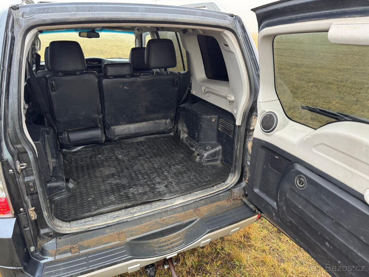 Mitsubishi Pajero IV 2008 3,2 DiD - 10