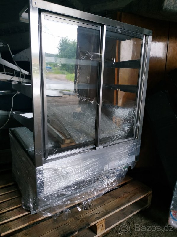 Chladící vitrína igloo - 10