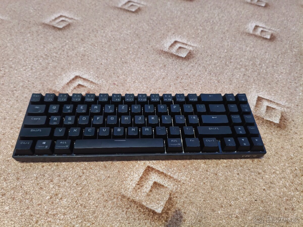 Herní klávesnice - 10