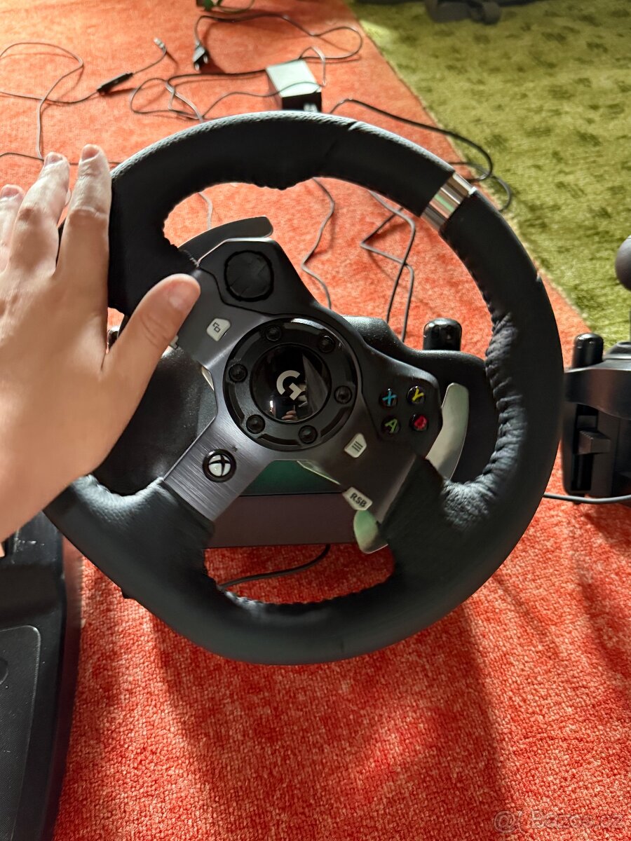 Logitech G920 Driving Force - 10