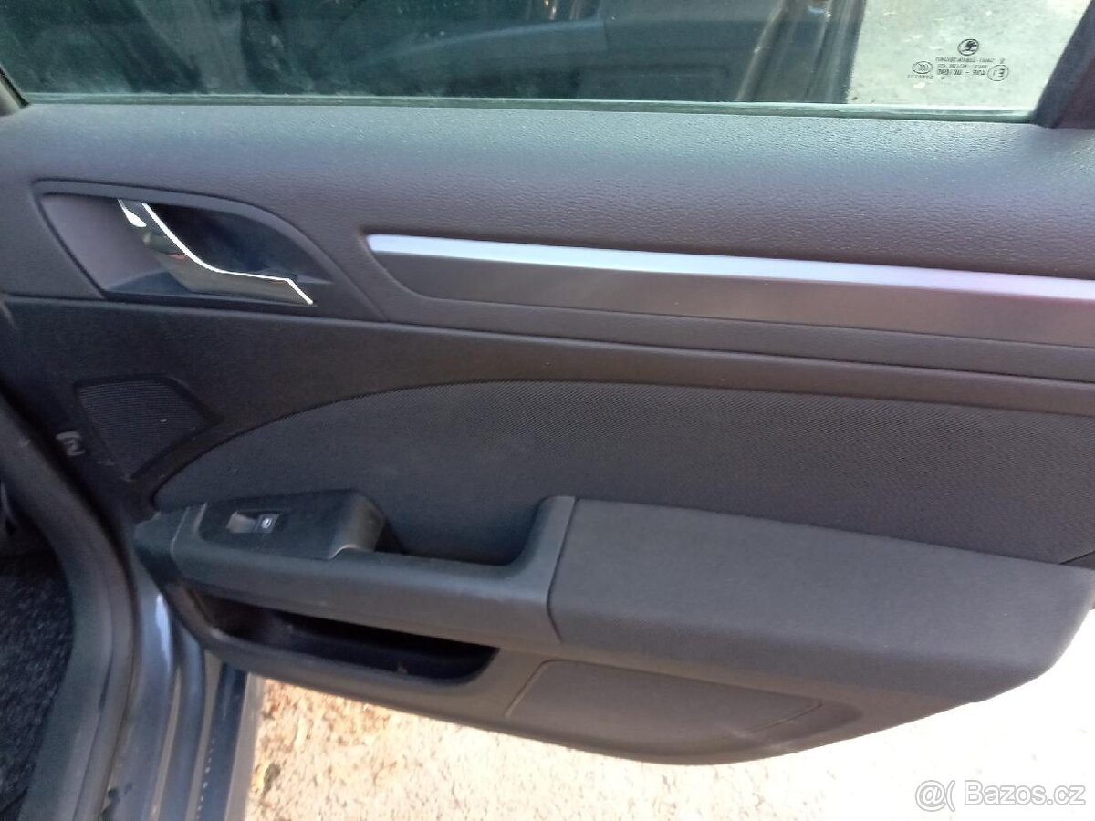 Škoda Superb II. 2.0 TDI, Nová cena, garážované - 10