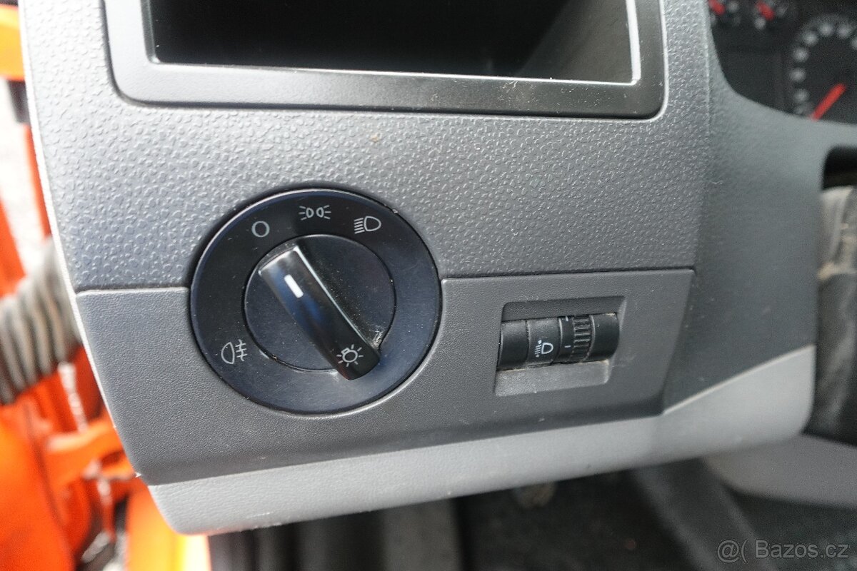 VW TRANSPORTER VALNÍK 1.9TDI KLIMA SERVISKA - 10