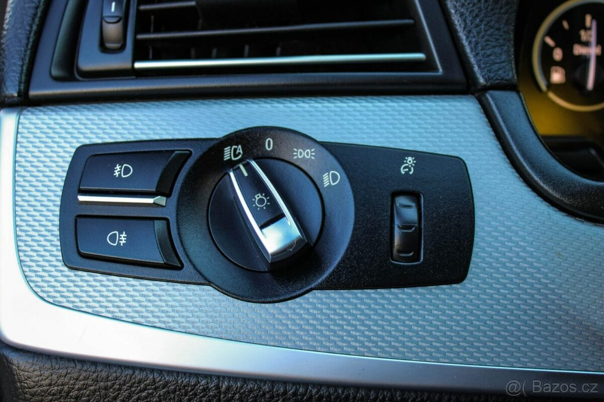 BMW Rad 5 Touring 530d xDrive - 10