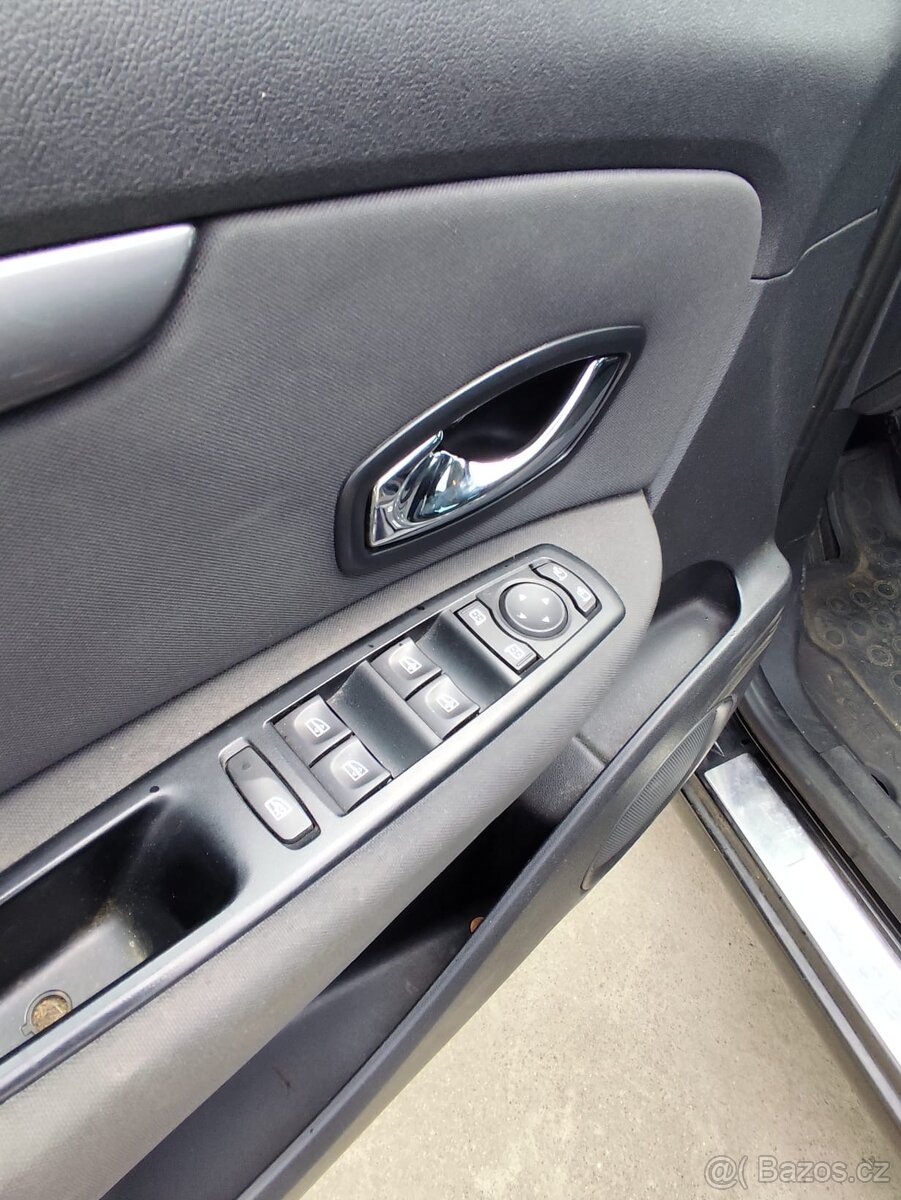 RENAULT MEGANE SCENIC - 10