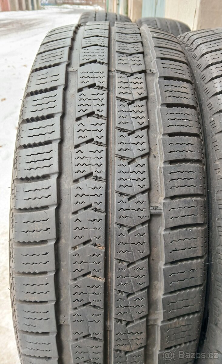 zimní pneu 215/65/16C - 10