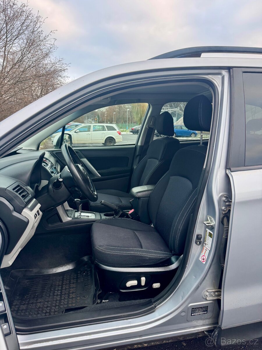 Subaru Forester, BENZÍN, 2015, Automat, Nová STK - 10