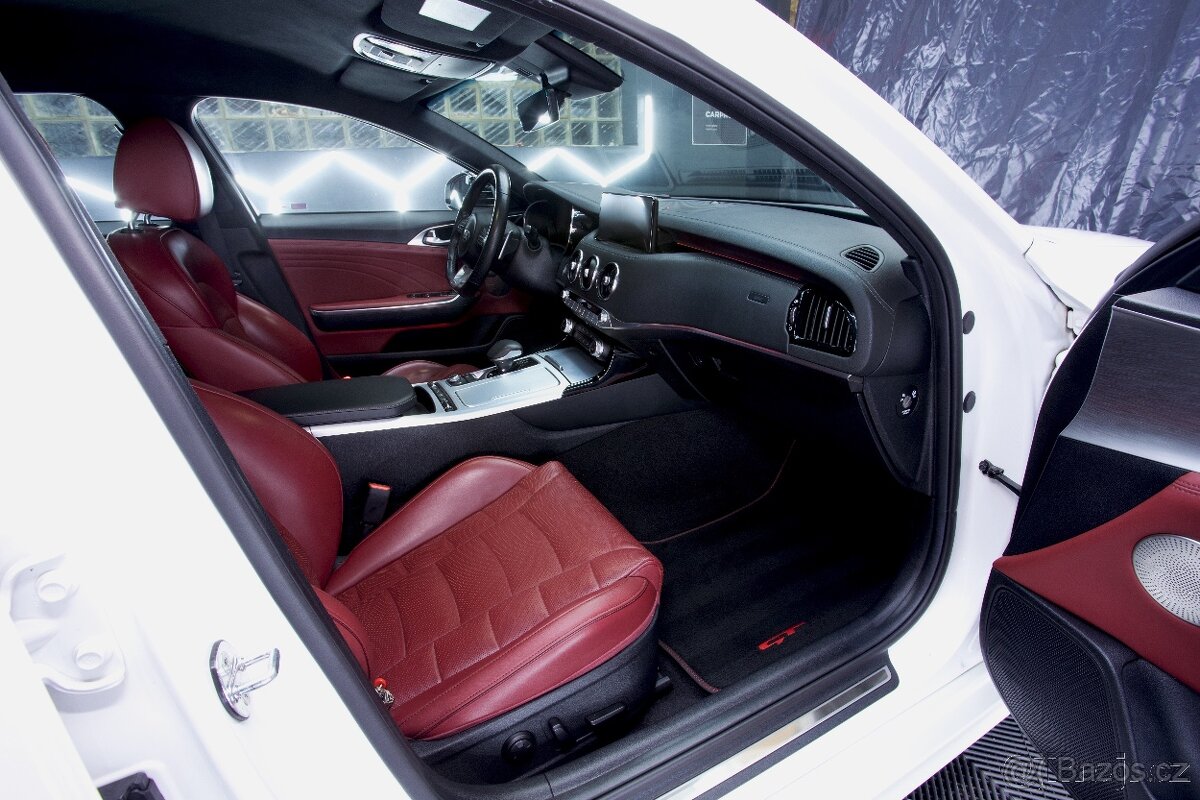 Kia Stinger GT 3.3 V6 1.Majitel Servis jen Kia DPH - 10