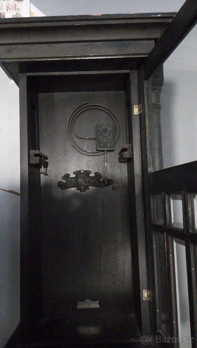 Dřevěné nástěnné hodiny - pendlovky Kienzle - 10