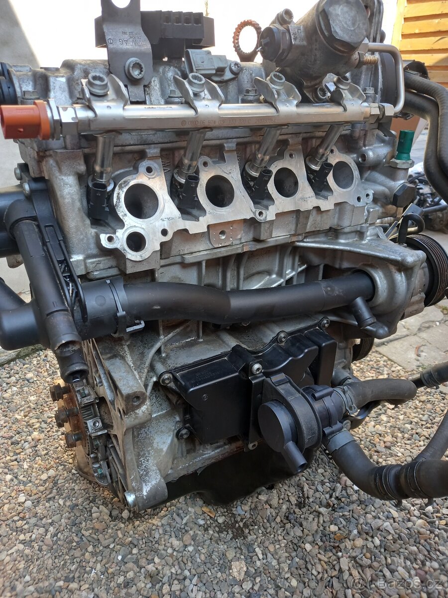 Škoda octavia 2 motor 1.2 tsi 77kw - 10