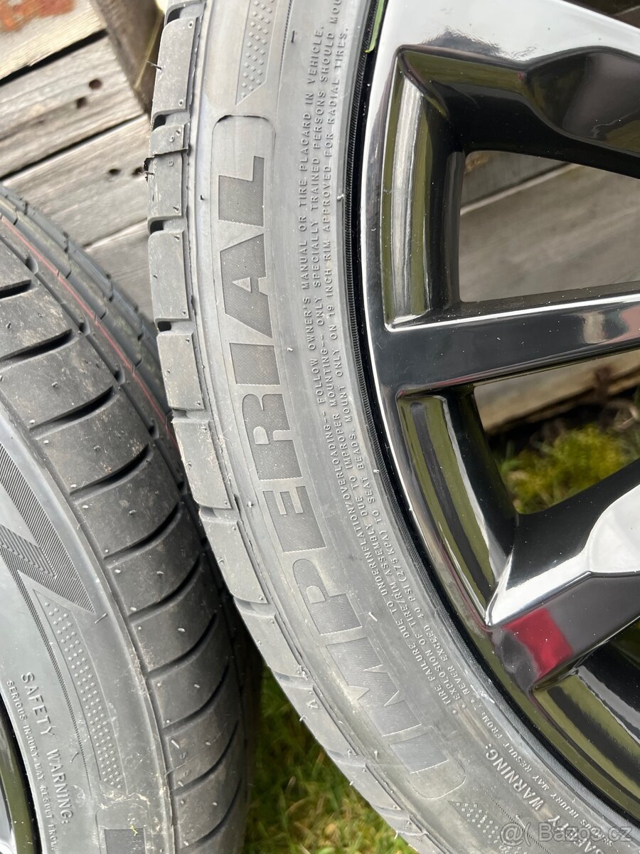 5x112 r19 et44 trinity Superb - 10