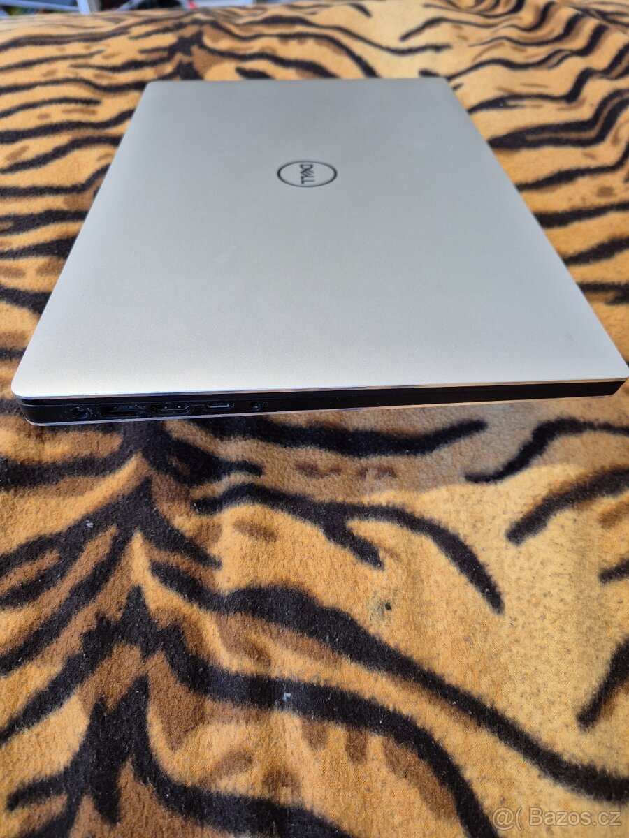 Notebook Dell XPS 15 7590 - 10